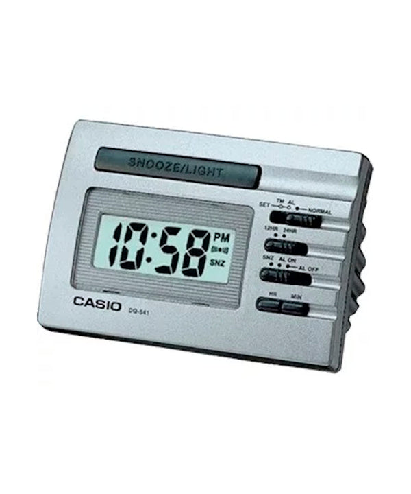 Despertador Casio digital PQ-31-1EF con funciones como alarma, snooze