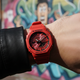 RELOJ PARA HOMBRE CASIO G-SHOCK GA-2100RRB-4ADR  - ROJO