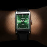 RELOJ PARA HOMBRE CASIO  MTP-B215L-3AVDF  - VERDE